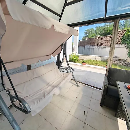 With Free Pool And Parking Space Апартаменти